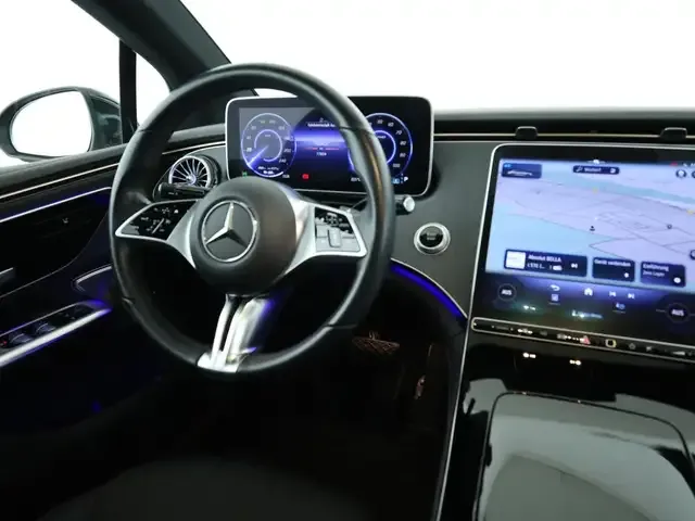 Mercedes-Benz EQE 300