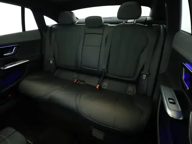 Mercedes-Benz EQE 300