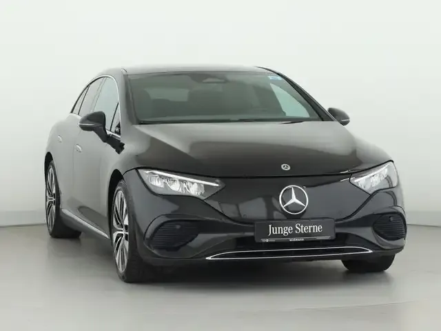 Mercedes-Benz EQE 300