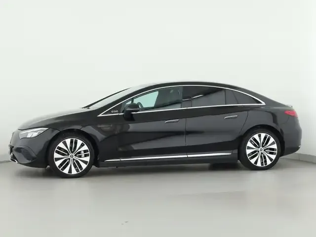 Mercedes-Benz EQE 300