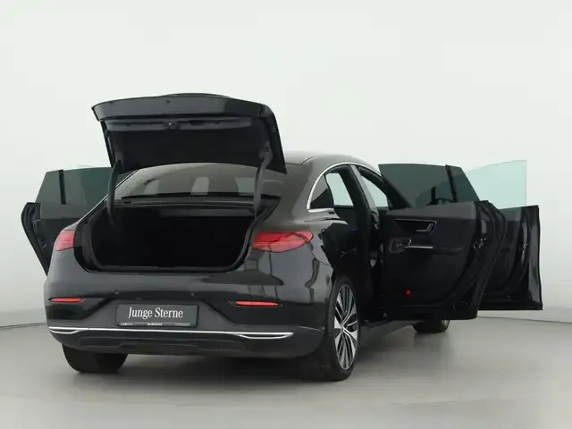 Mercedes-Benz EQE 300