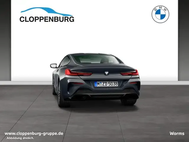 BMW 840
