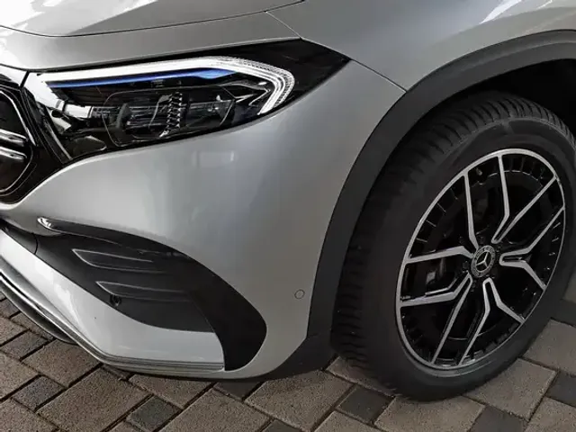 Mercedes-Benz EQA 300