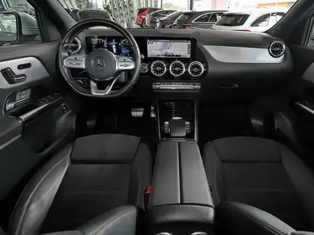 Mercedes-Benz EQA 300