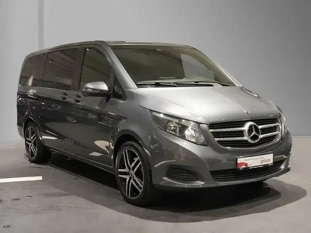 Mercedes-Benz V 250