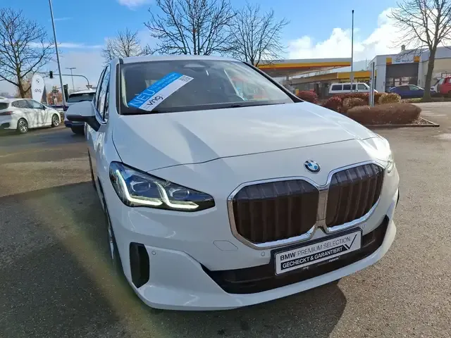 BMW 216