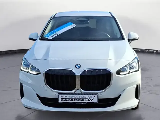 BMW 216