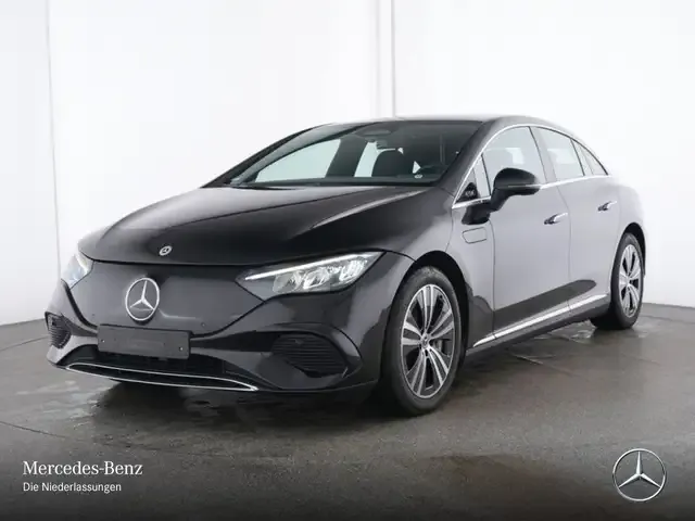 Mercedes-Benz EQE 300