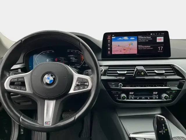 BMW 530