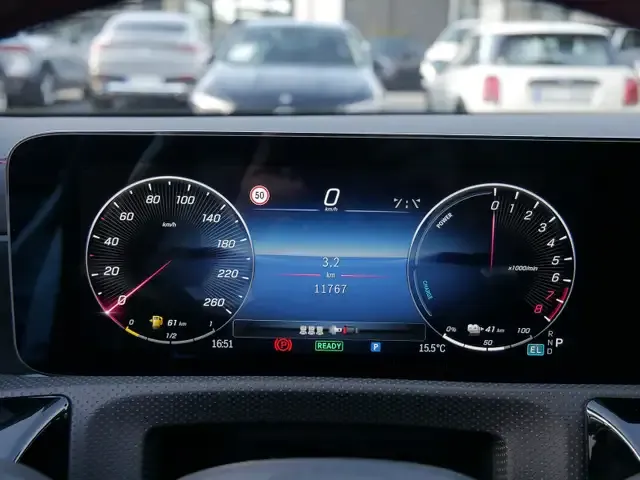 Mercedes-Benz CLA 250