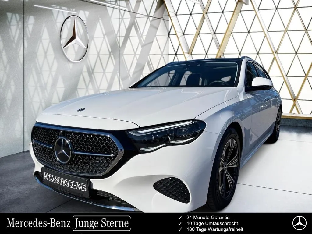 Mercedes-Benz E 220
