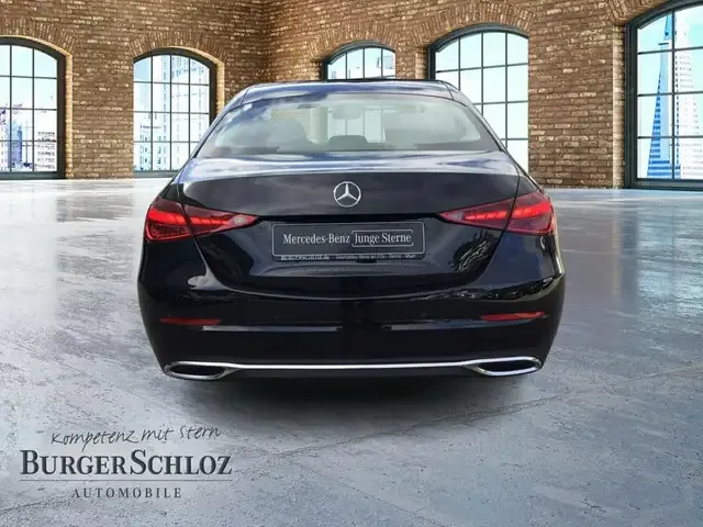 Mercedes-Benz C 180
