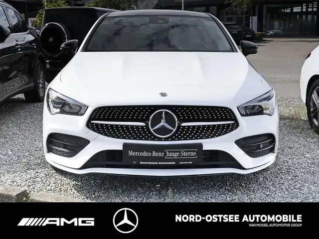 Mercedes-Benz CLA 200