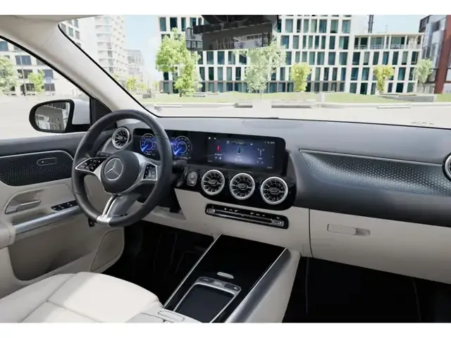 Mercedes-Benz EQA 300
