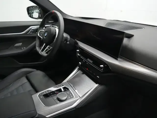 BMW 440