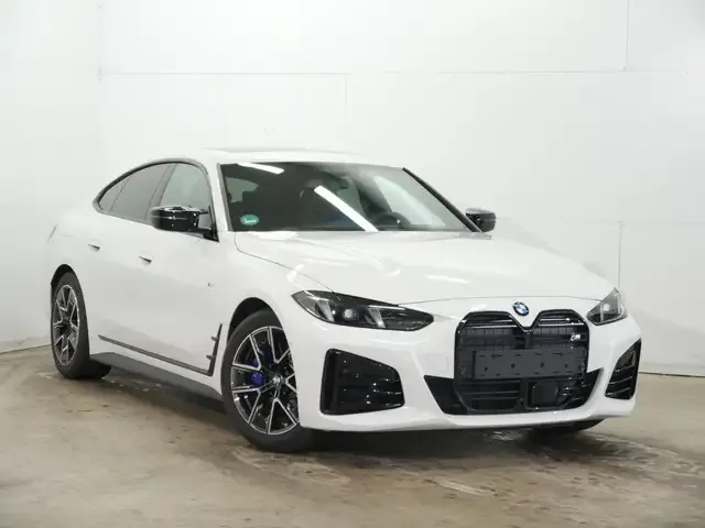 BMW 440