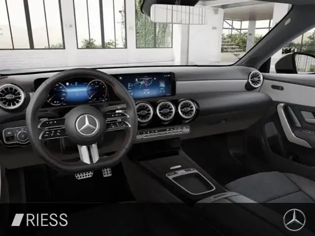 Mercedes-Benz CLA 200