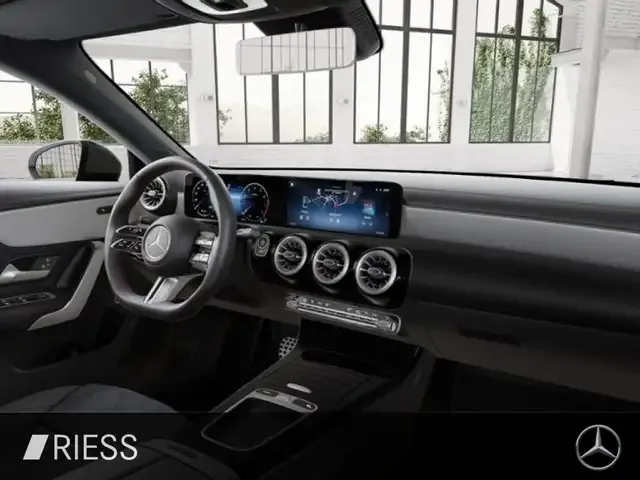 Mercedes-Benz CLA 200