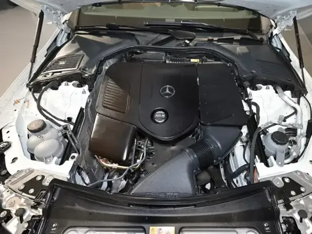 Mercedes-Benz CLE 300