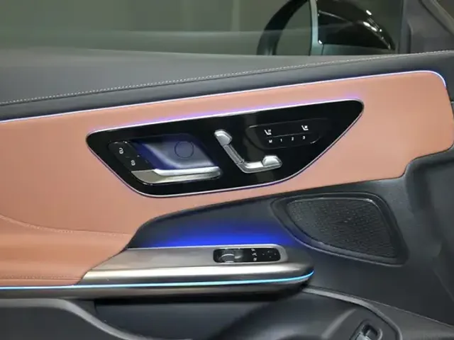 Mercedes-Benz CLE 300