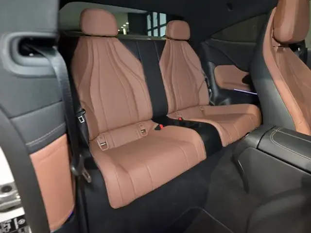 Mercedes-Benz CLE 300