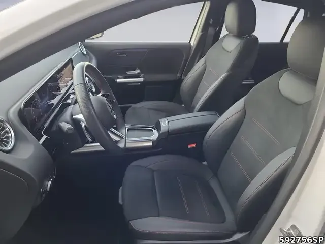 Mercedes-Benz GLA 220