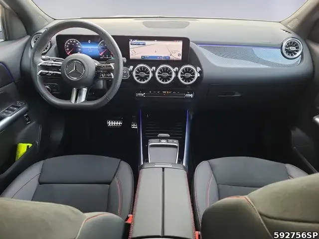 Mercedes-Benz GLA 220