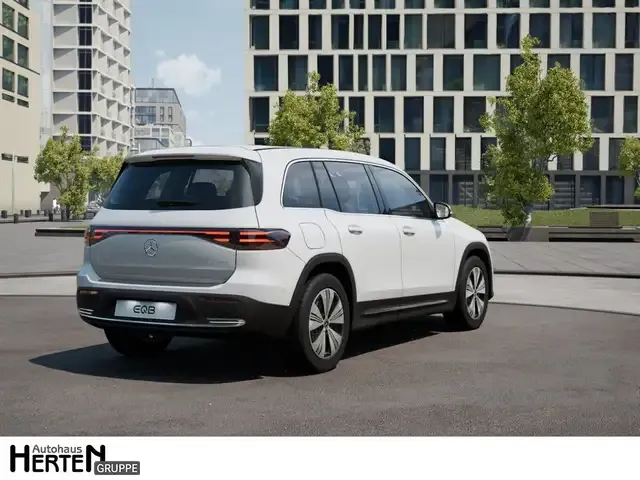 Mercedes-Benz EQB 300