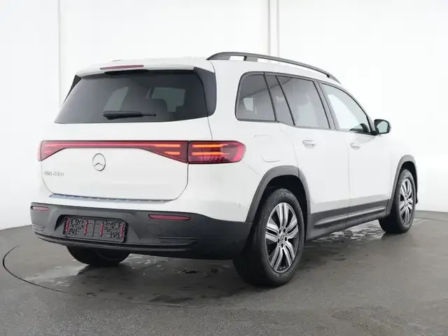 Mercedes-Benz EQB 250