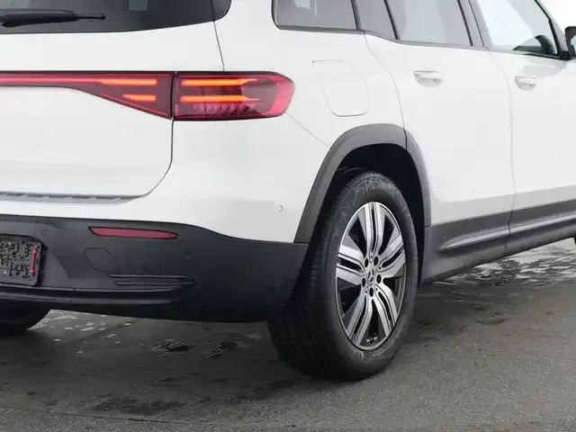 Mercedes-Benz EQB 250