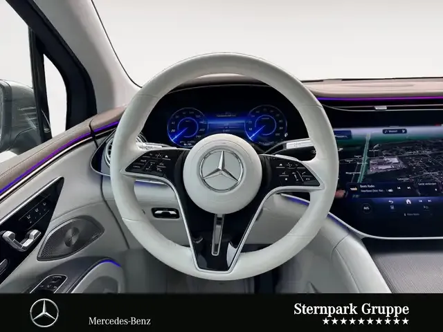 Mercedes-Benz EQS SUV