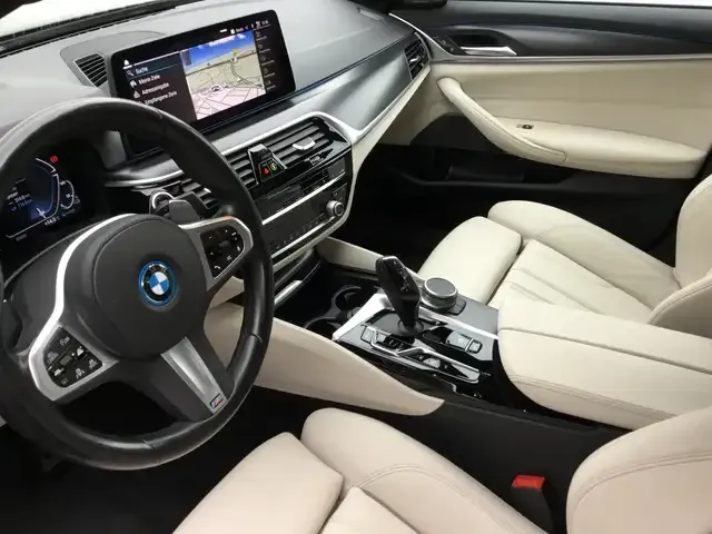 BMW 545