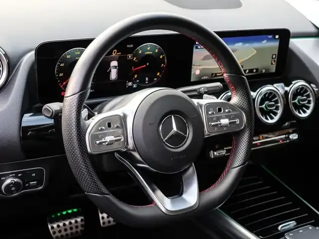 Mercedes-Benz GLA 250