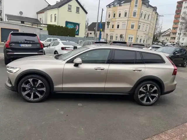 Volvo V60 Cross Country