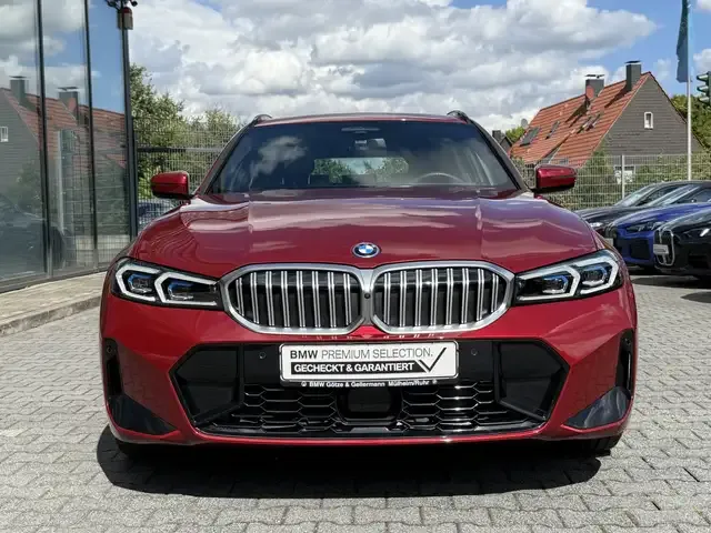 BMW 330