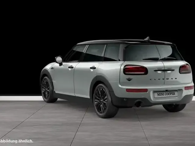 MINI Cooper Clubman