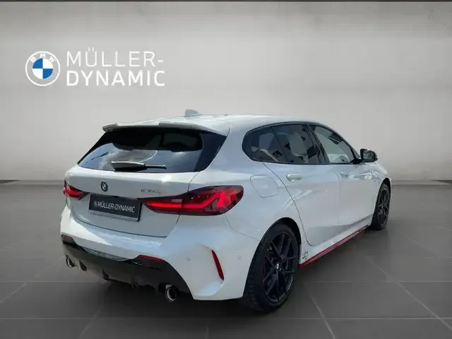 BMW 128