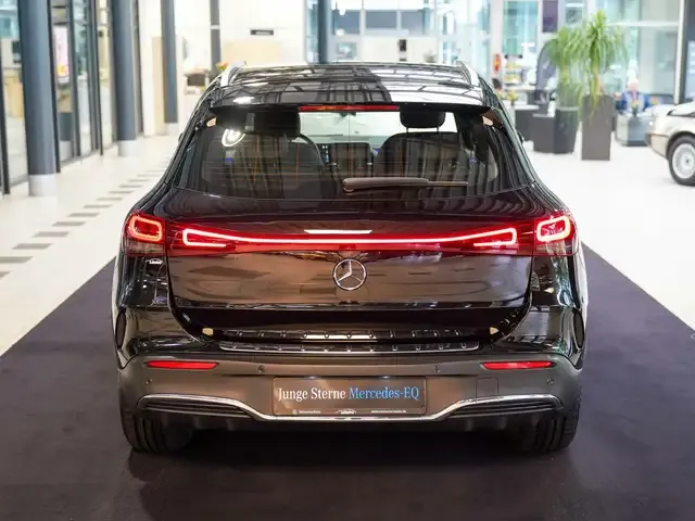 Mercedes-Benz EQA 300