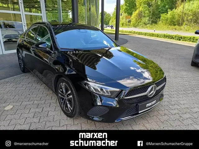 Mercedes-Benz A 220