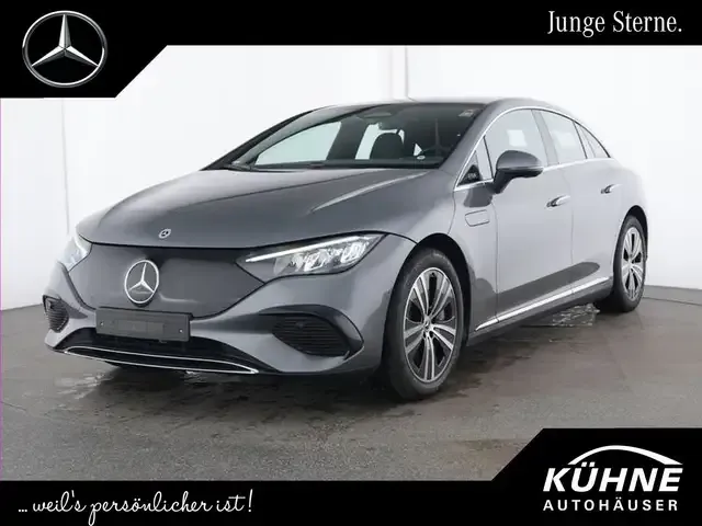 Mercedes-Benz EQE 300