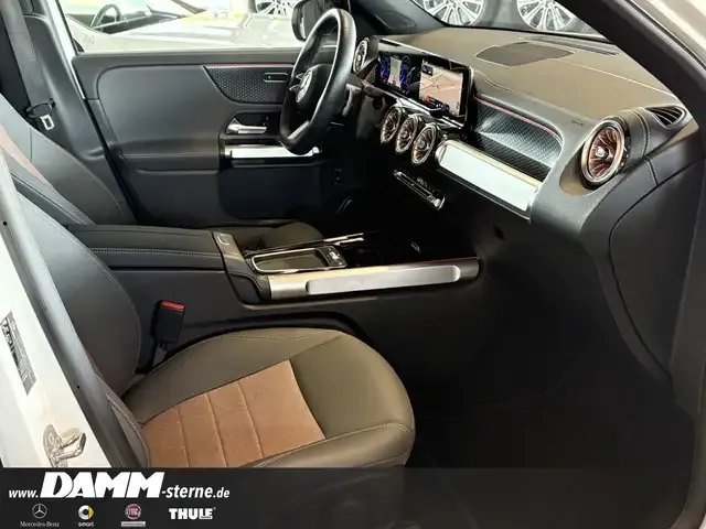 Mercedes-Benz EQB 300