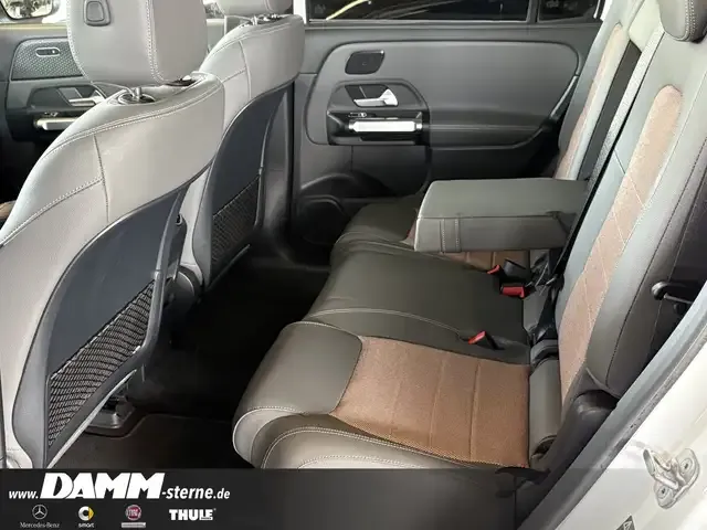 Mercedes-Benz EQB 300