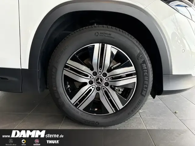 Mercedes-Benz EQB 300