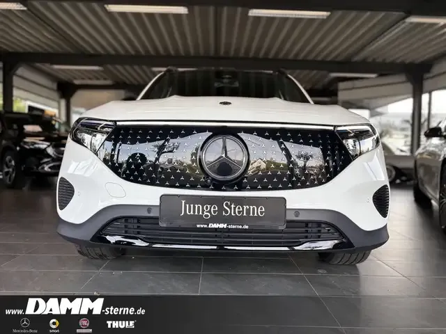 Mercedes-Benz EQB 300