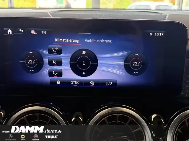 Mercedes-Benz EQB 300