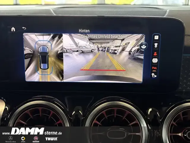 Mercedes-Benz EQB 300