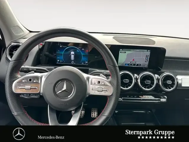 Mercedes-Benz GLB 200