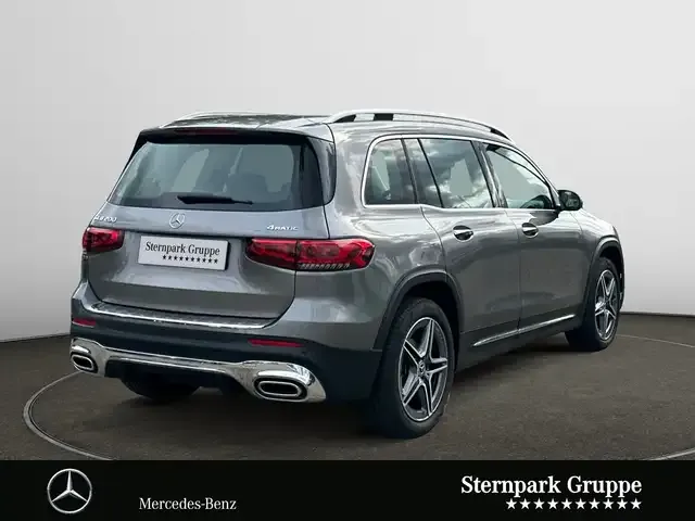 Mercedes-Benz GLB 200