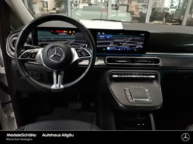 Mercedes-Benz EQV 300