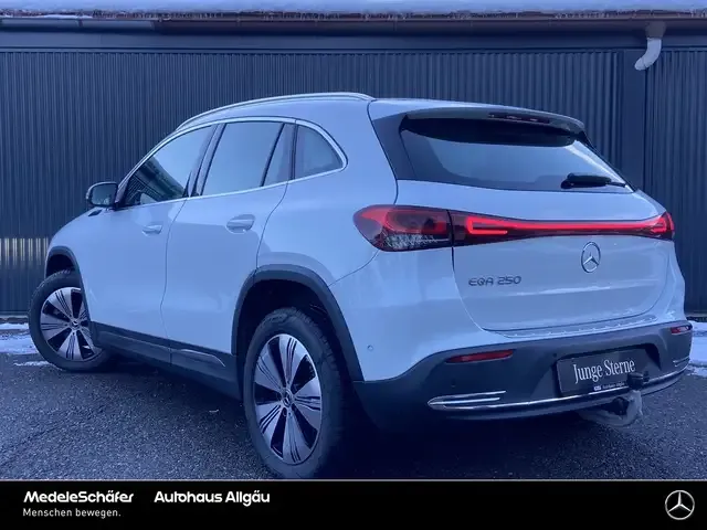 Mercedes-Benz EQA 250